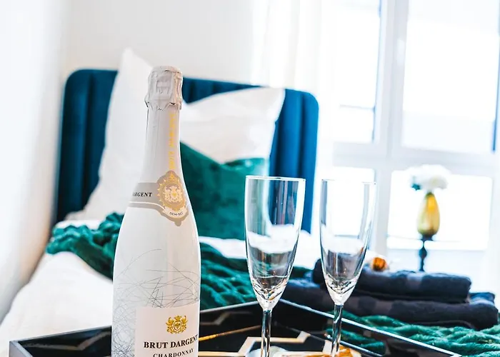 Vip With Panoramic Views